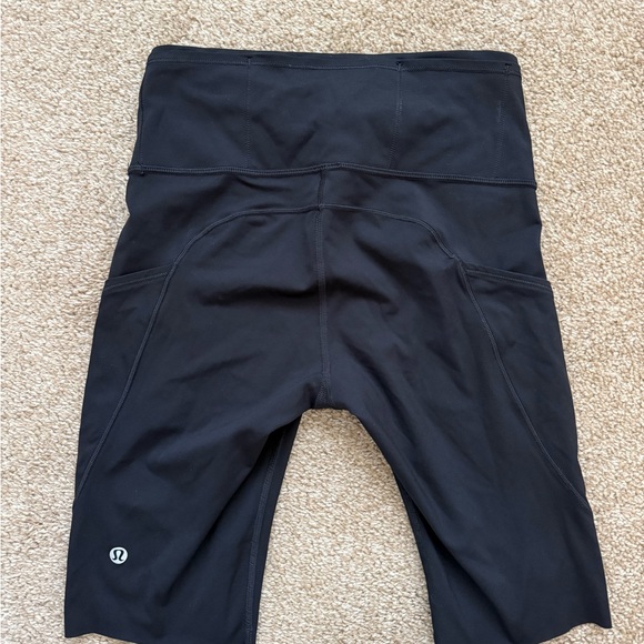 Lululemon Black Biker Shorts - Picture 2 of 4